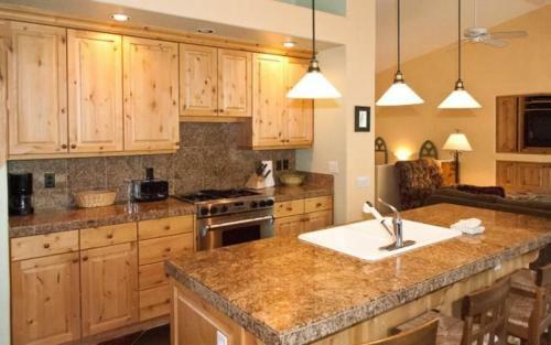 Sun Valley Town Home 215a