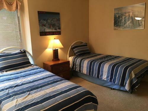 Sun Valley Condo 153