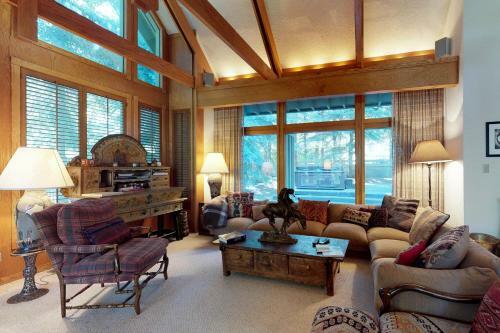 Georginia Mountain Retreat