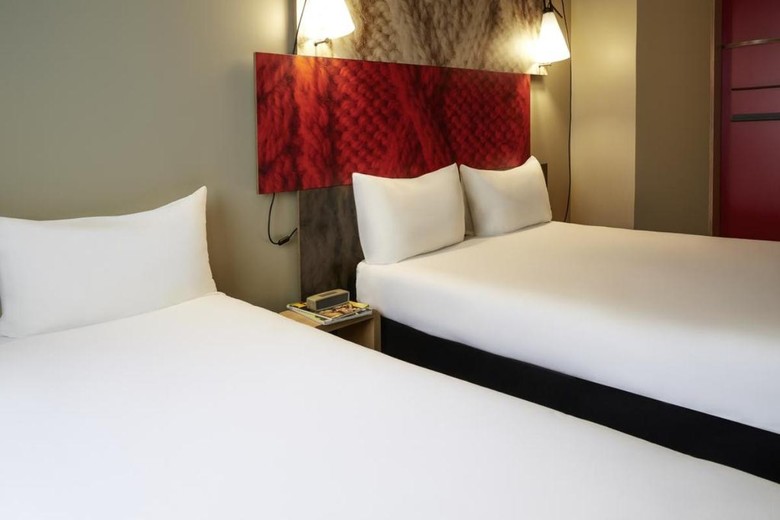 Hotel Ibis Paris Canal Saint Martin