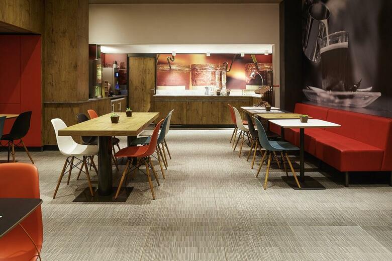 Hotel Ibis Paris Canal Saint Martin