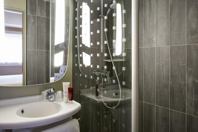 Hotel Ibis Paris Canal Saint Martin