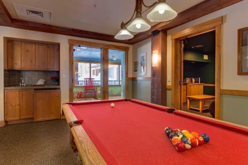 Apartamento Springs #8811 Condo