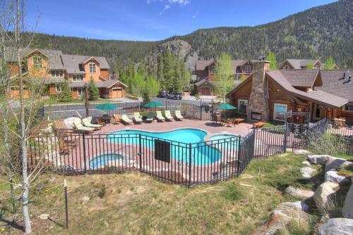 6552 Settlers Creek Townhomes
