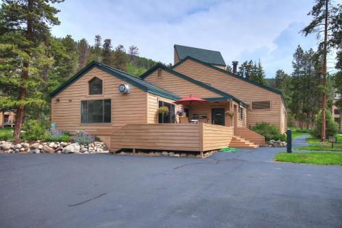 1624 Quicksilver Townhouse