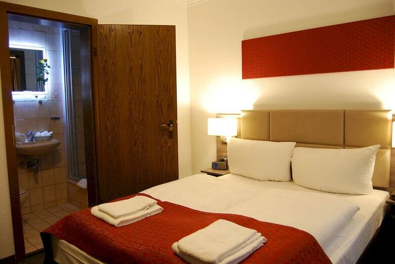 Dom Hotel Am R�merbrunnen