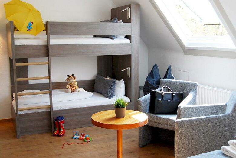 Dom Hotel Am R�merbrunnen