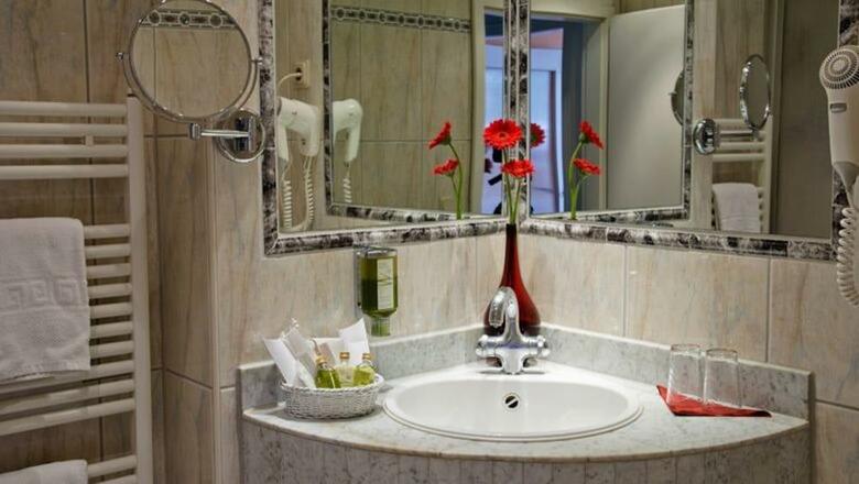 Dom Hotel Am R�merbrunnen