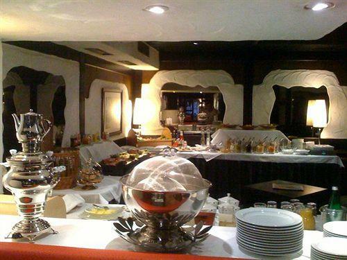 Dom Hotel Am R�merbrunnen