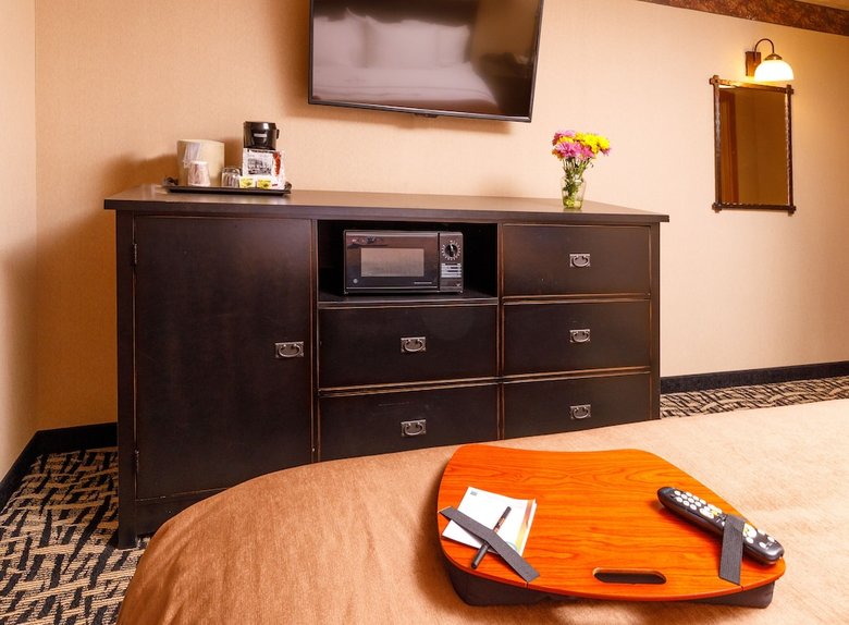 Hotel 49'er Inn & Suites