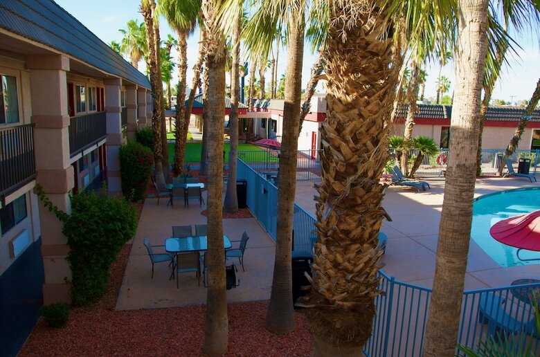 Hotel Quality Inn Airport