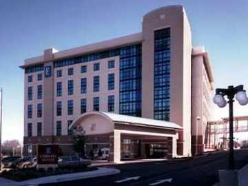 Embassy Suites Hot Springs - Hotel & Spa