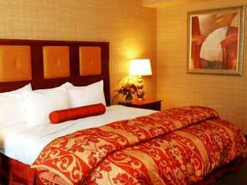 Embassy Suites Hot Springs - Hotel & Spa