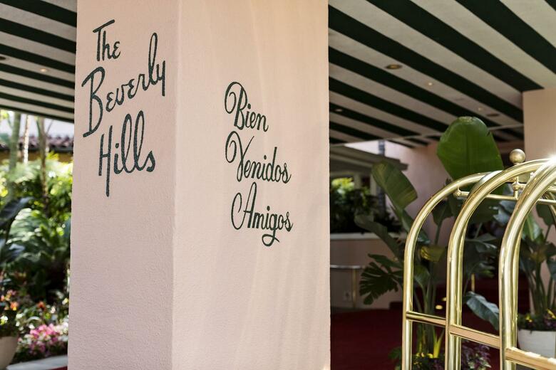 Beverly Hills Hotel And Bungalows