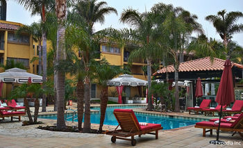 Atrium Hotel