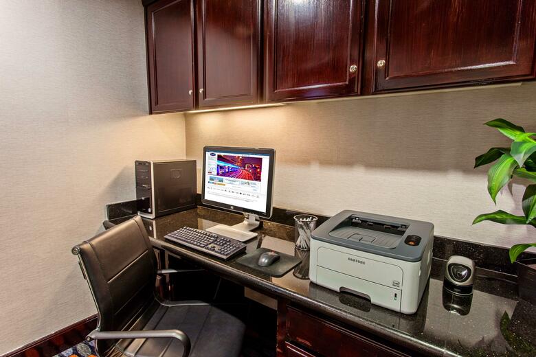 Hotel Hampton Inn & Suites Merced