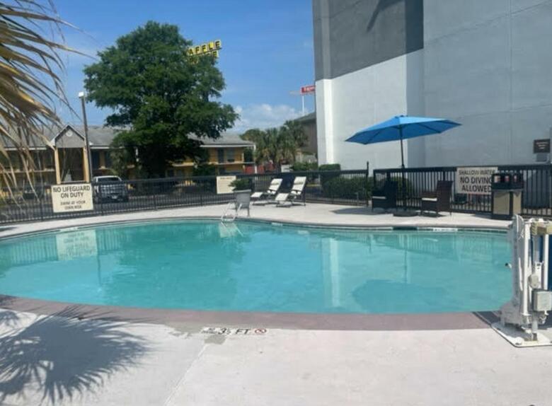 Hotel Wingate By Wyndham Charleston Coliseum