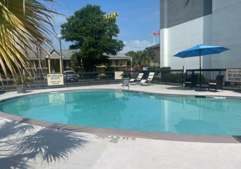 Hotel Wingate By Wyndham Charleston Coliseum