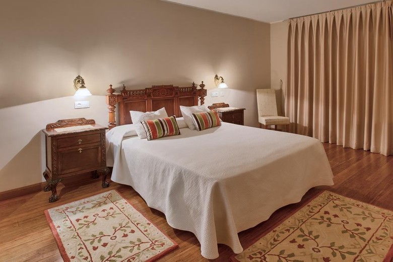 Apartamentos La Casona De La Roza