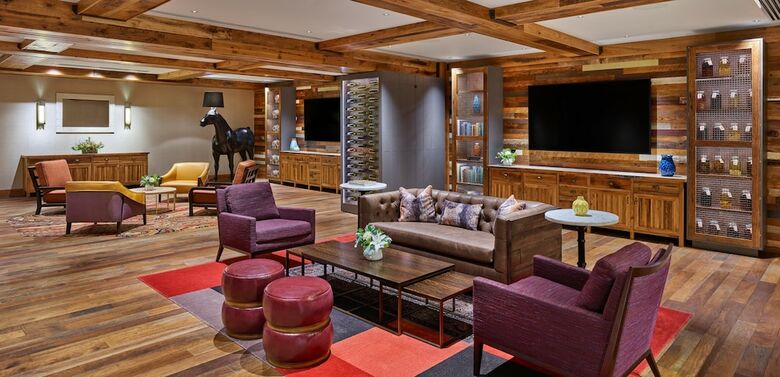 Hotel *the Nines*