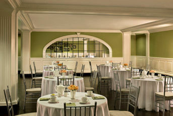 Hotel *the Nines*
