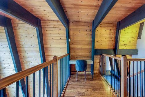 Canterbury Kings Beach Treehouse