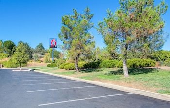 Hotel Motel 6 Redding South