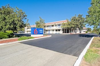 Hotel Motel 6 Redding South