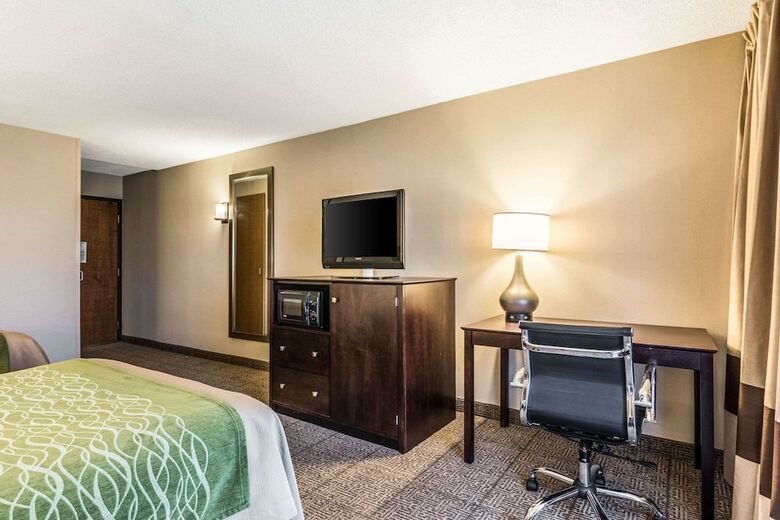 Hotel Hampton Inn Lansing Airport