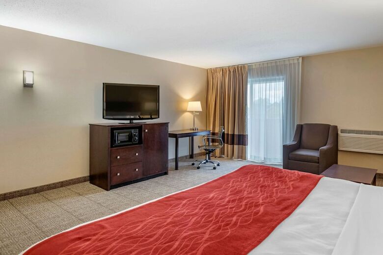 Hotel Hampton Inn Lansing Airport
