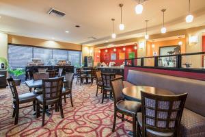 Hotel Comfort Suites Ontario Airport