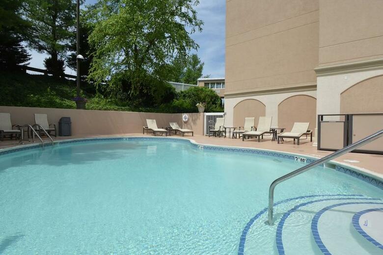 Hotel Hampton Inn Roanoke Salem