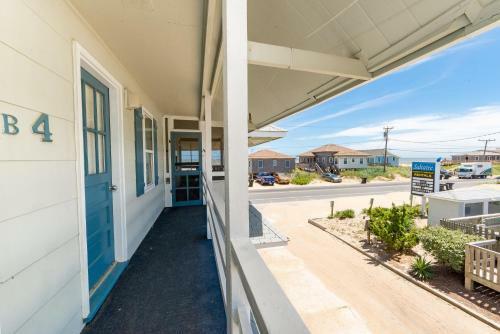 Beach Realty Saltaire #4