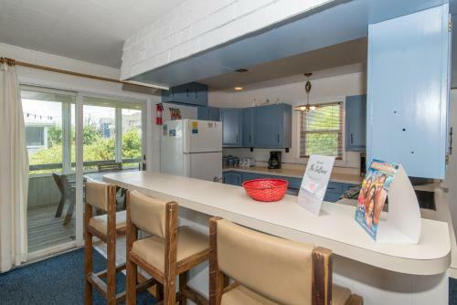 Beach Realty Saltaire #12