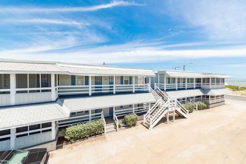 Beach Realty Saltaire #6
