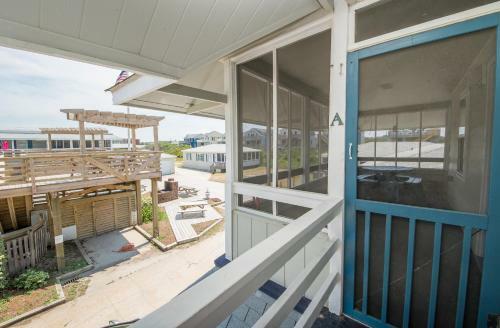 Beach Realty Saltaire #6