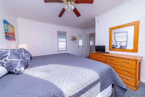 Beach Realty Saltaire #8