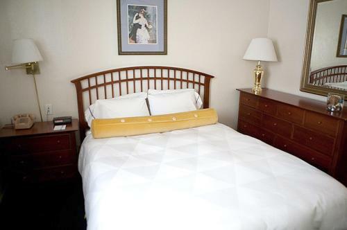 Hotel Coral Reef Inn & Suites