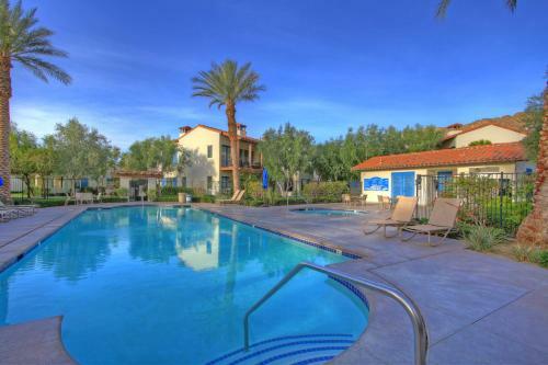 Studio Villa In La Quinta, Ca (#lv005)