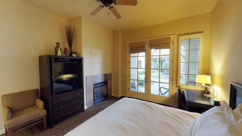 Studio Villa In La Quinta, Ca (#lv005)