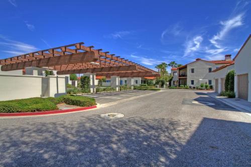 Studio Villa In La Quinta, Ca (#lv008)