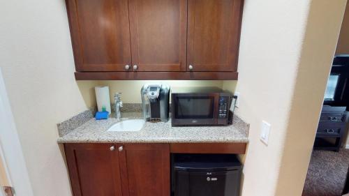Studio Villa In La Quinta, Ca (#lv022)
