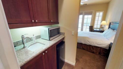 Studio Villa In La Quinta, Ca (#lv023)