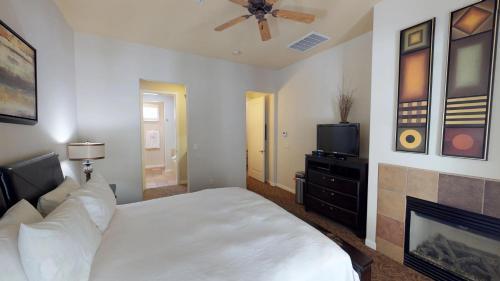Studio Villa In La Quinta, Ca (#lv004)