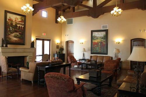 Villa 48560 Legacy Drive