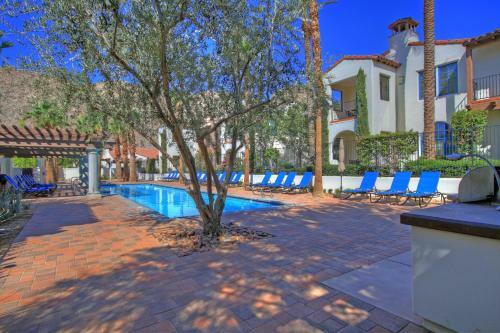 Studio Villa In La Quinta, Ca (#lv019)