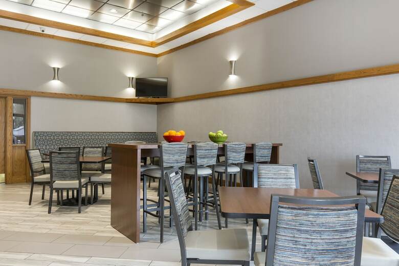 Greenstay Hotel And Suites
