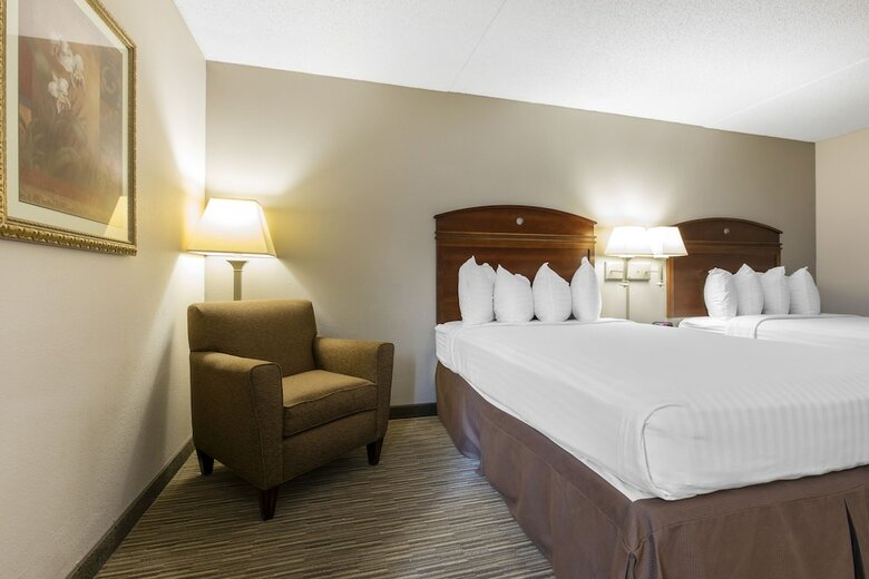 Greenstay Hotel And Suites