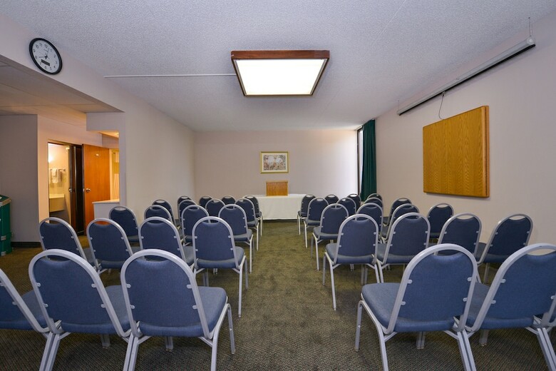 Greenstay Hotel And Suites