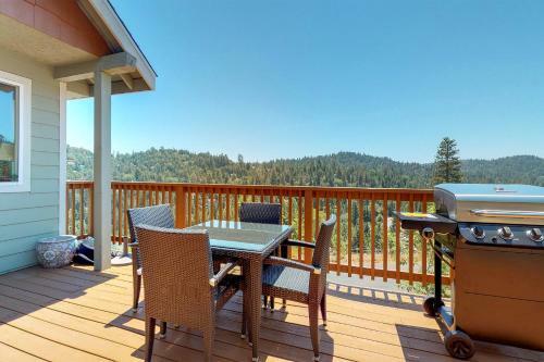 Grass Valley Getaway